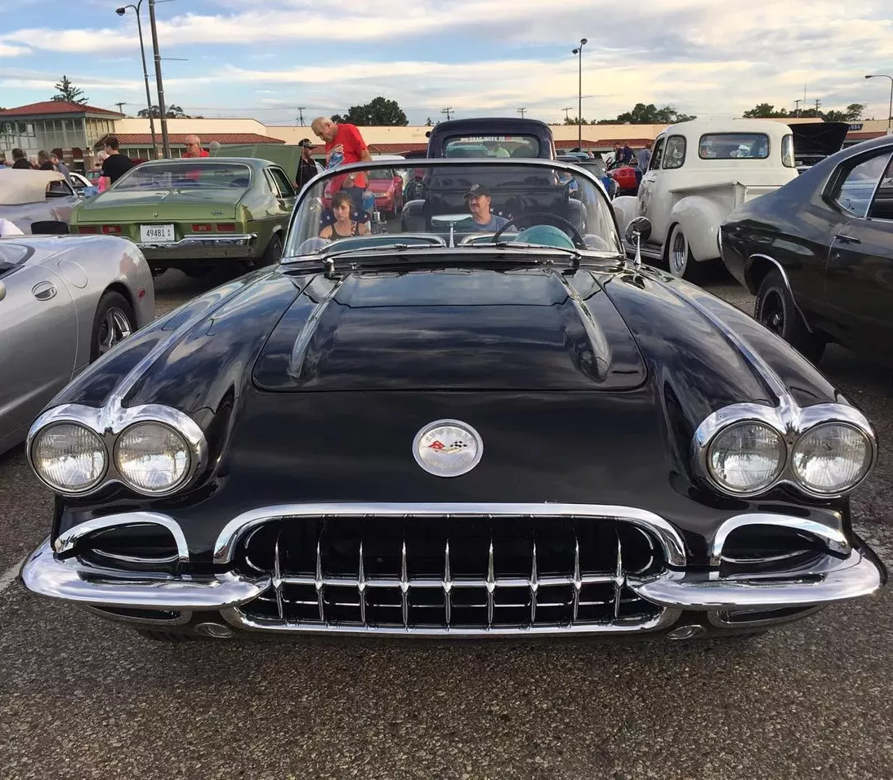 Photo via chris_f0x, Instagram