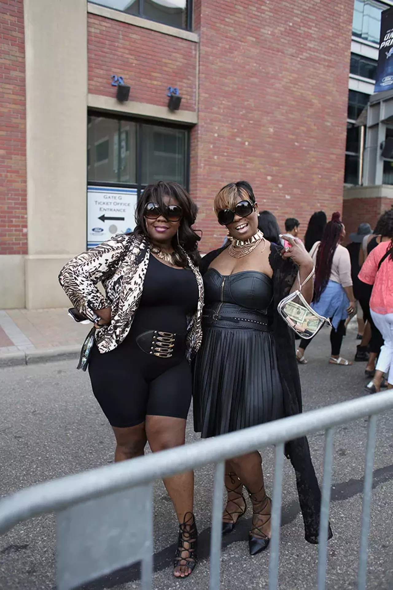 Image: 22 flawless photos of Beyonce fans at Ford Field