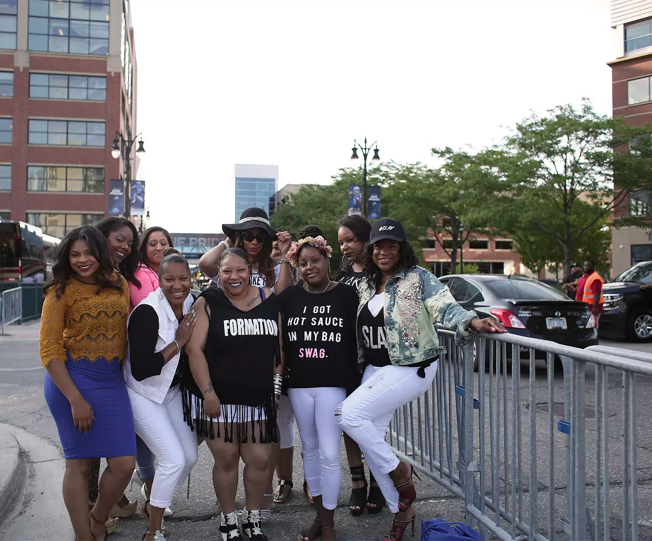 Image: 22 flawless photos of Beyonce fans at Ford Field