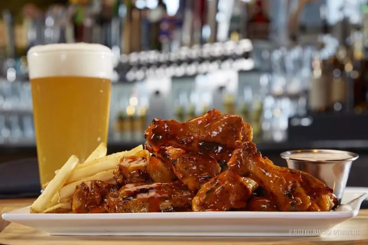 Best Wings: Tilted Kilt (Photo via Facebook)