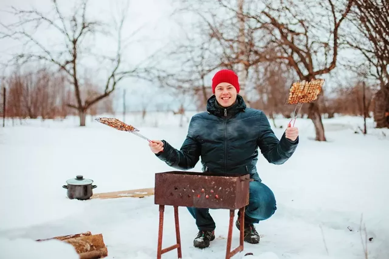  That random 50 degree day Sun&#146;s out, guns out. We&#146;re not afraid to wear shorts and barbecue outside on the only warm day of the month. We gotta get that Vitamin D while we can! Plus, we'll probably get another three inches of snow within the week . Photo via bbqbarbecues.co.uk