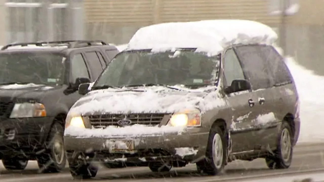  Those a-holes who don't remove the snow from their car roofs You're pretty much in a white-out if you're stuck behind them on the freeway. It&#146;s like your own personal snowstorm. Photo via NBC