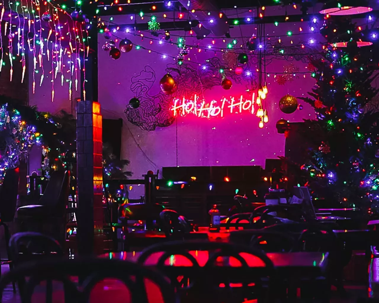 24 holiday popup bars in Metro Detroit with immaculate vibes