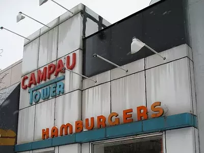 Image: 24-hour munchie fixes in Detroit