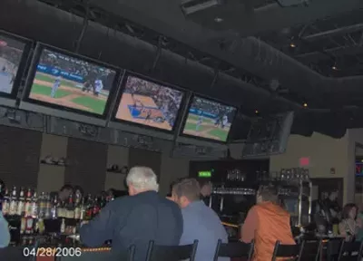 Image: 24 Seconds Bar & Grill