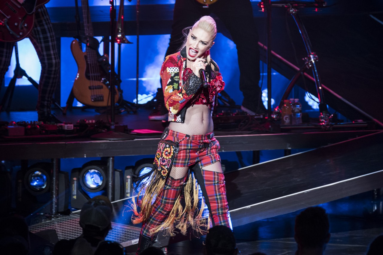 25 amazing photos from Gwen Stefani & Eve @ DTE
