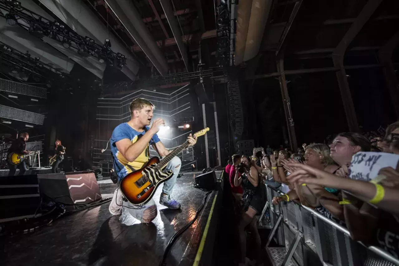 Image: 25 electrifying photos from NEEDTOBREATHE @ Meadow Brook