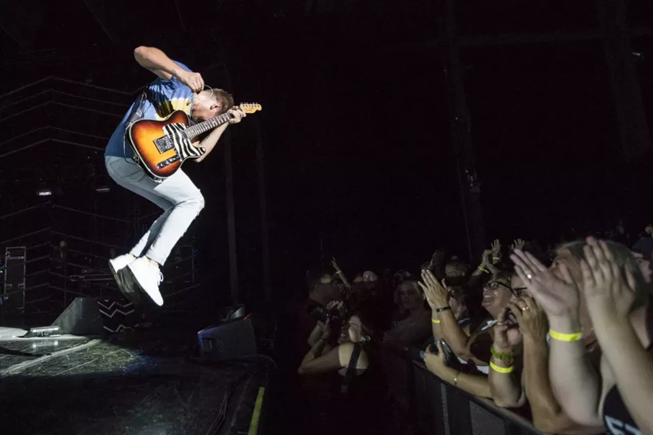 Image: 25 electrifying photos from NEEDTOBREATHE @ Meadow Brook