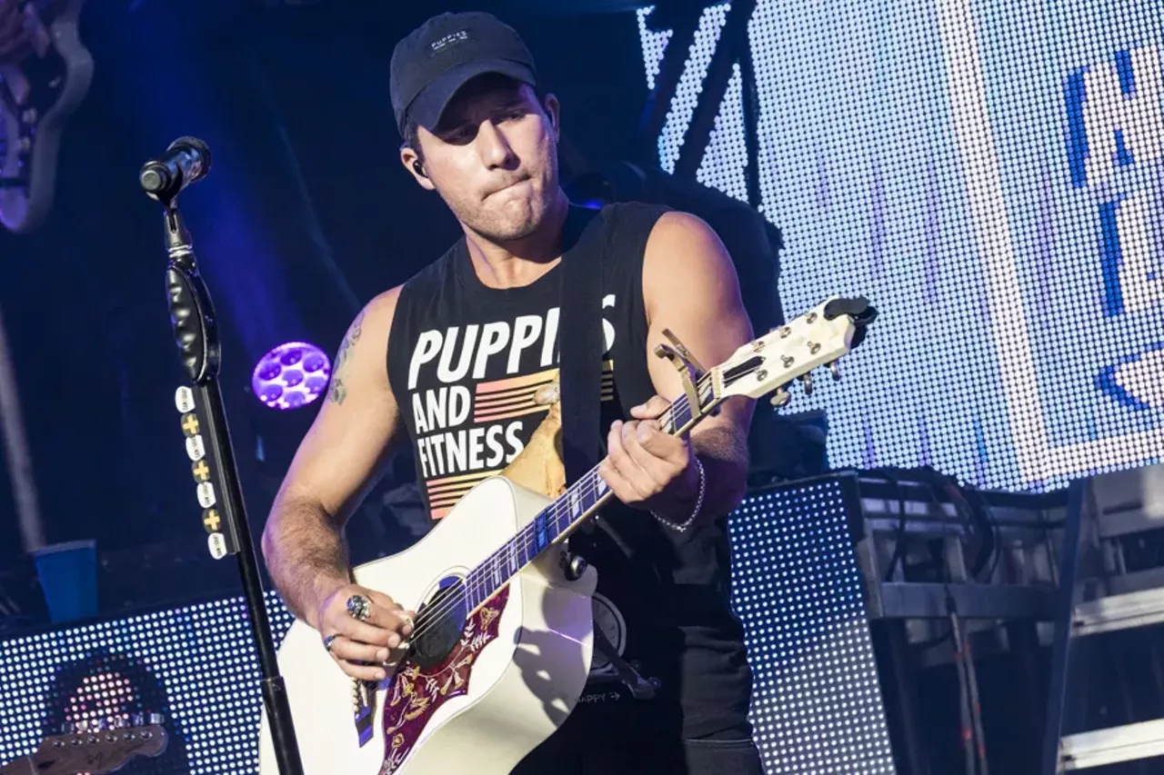 Image: 25 feel-good photos from Darius Rucker @ DTE