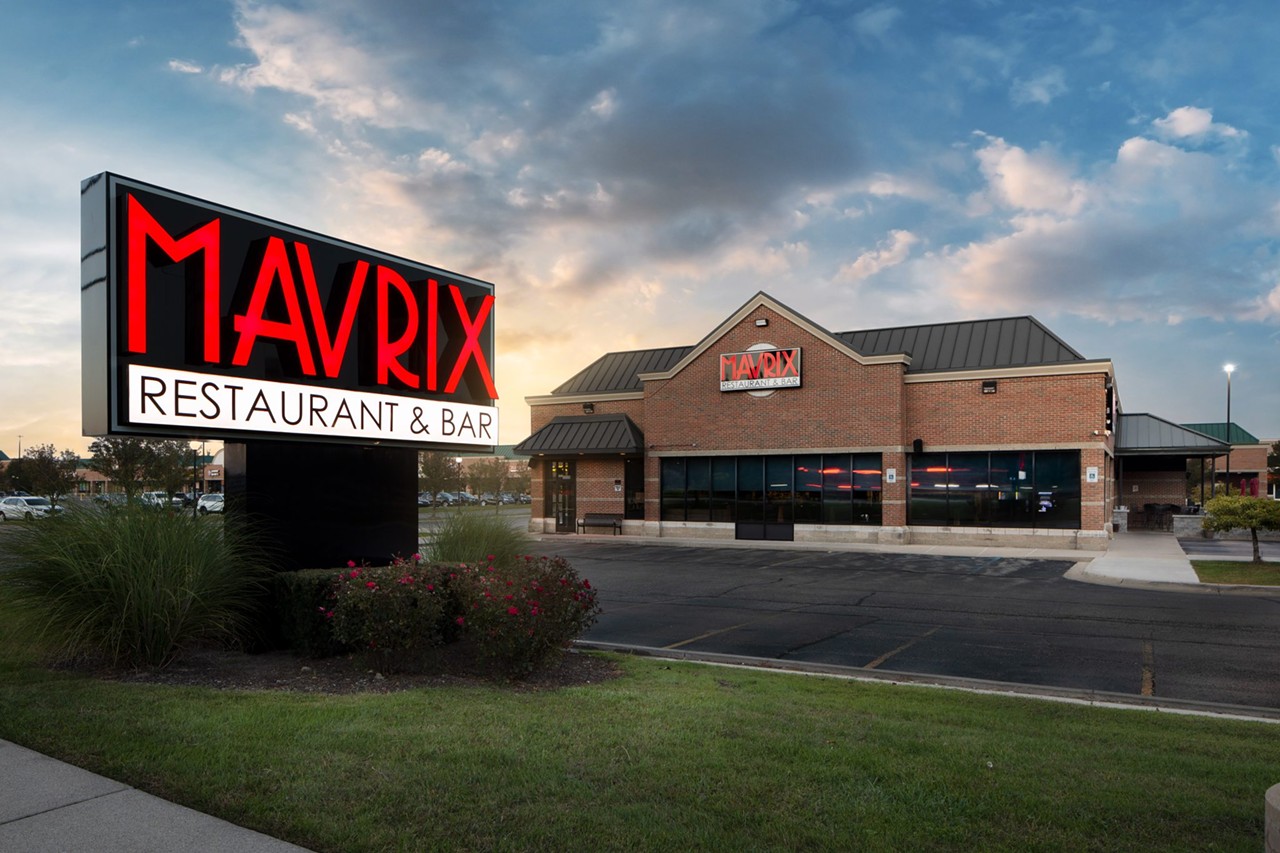 Mavrix Restaurant & Bar
50308 Schoenherr Rd., Shelby Twp.; 586-532-0148; eatatmavrix.com
For sports fans that are sick of Buffalo Wild Wings, Mavrix has 30 large screen TVs for game days and what their website says are “the best boneless wings on the planet.” 