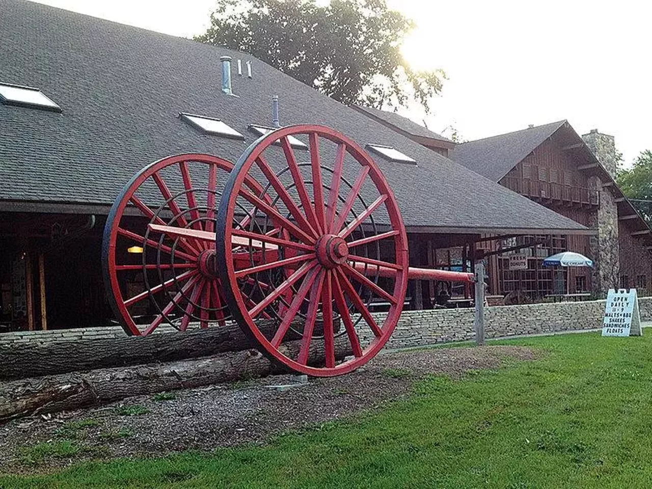 Paint Creek Cider Mill 4480 Orion Rd., Rochester ; 248-656-3400; facebook.com Three words: Cider mill bacon. There&#146;s more than meets the eye with this traditional cider mill, which offers cider mill classics as well as full restaurant offering via an extensive lunch and dinner menu. Visitors can also enjoy their cider mill treats along the scenic Paint Creek Trail. Photo via Paint Creek Cider Mill / Facebook