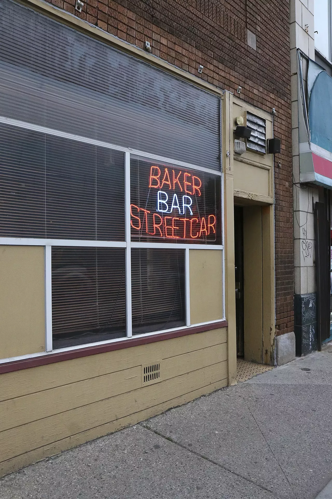 Image: 25 mouthwatering photos from Baker Streetcar Bar&#146;s Alley Cow Grille