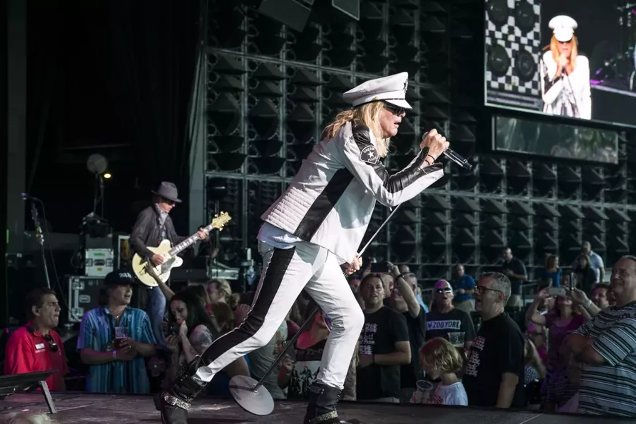Image: 25 photos from Heart and Cheap Trick at DTE