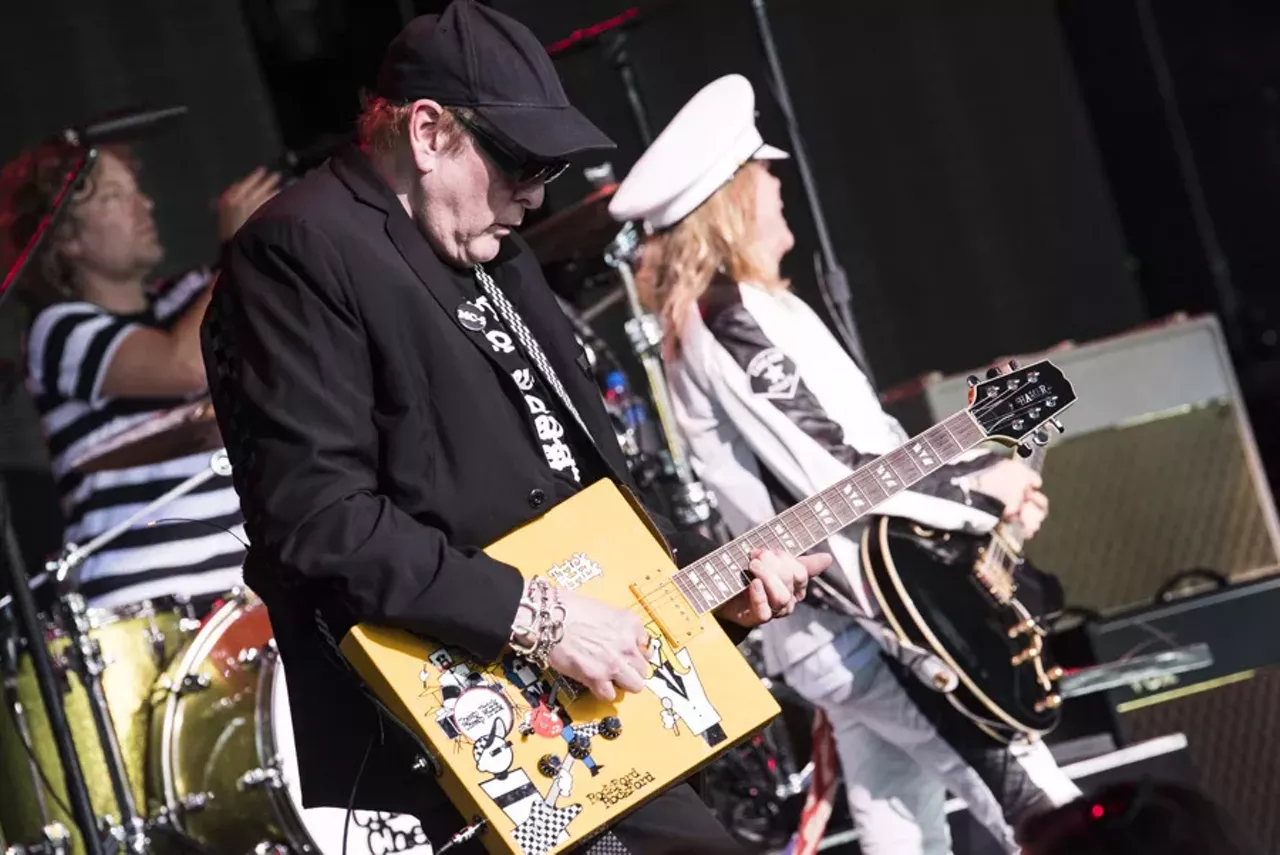 Image: 25 photos from Heart and Cheap Trick at DTE