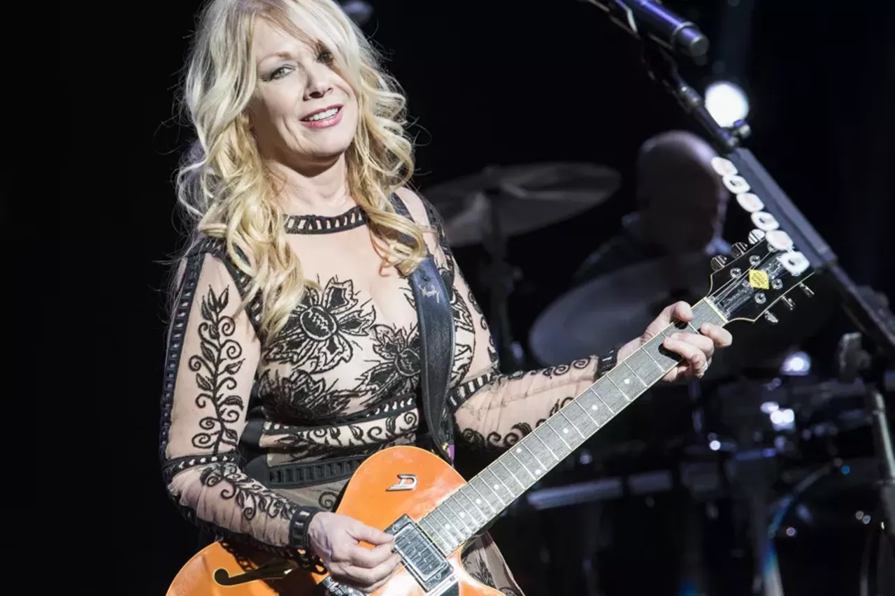 Image: 25 photos from Heart and Cheap Trick at DTE