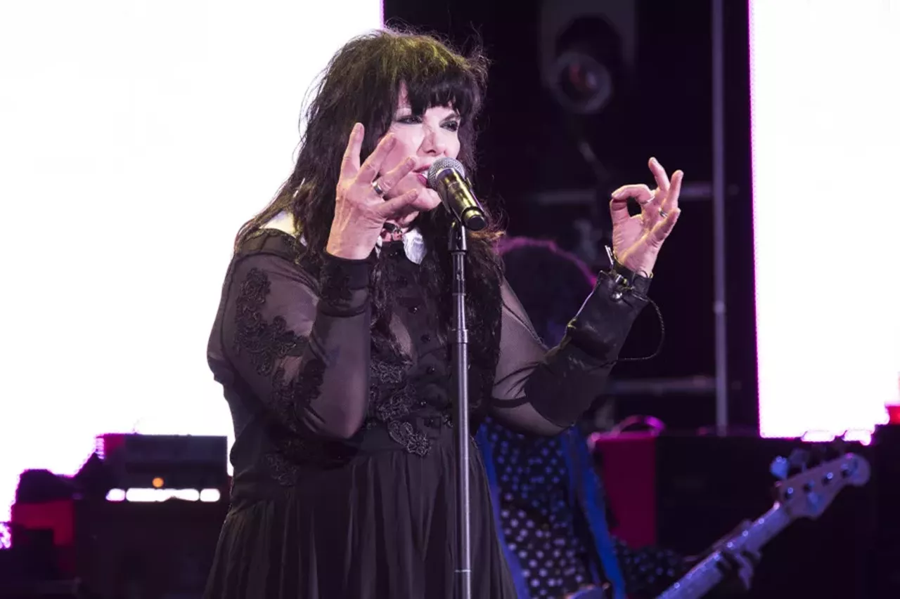 Image: 25 photos from Heart and Cheap Trick at DTE