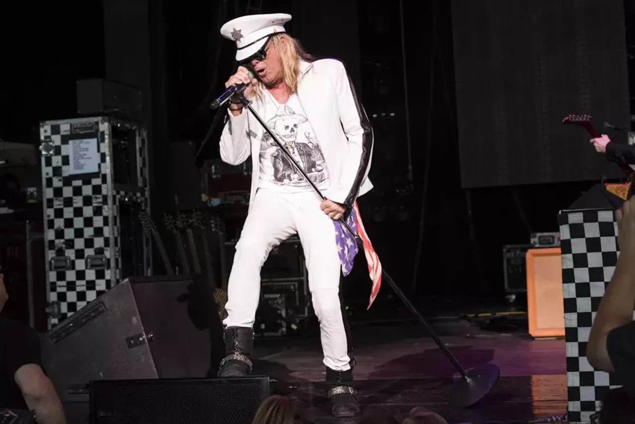 Image: 25 photos from Heart and Cheap Trick at DTE