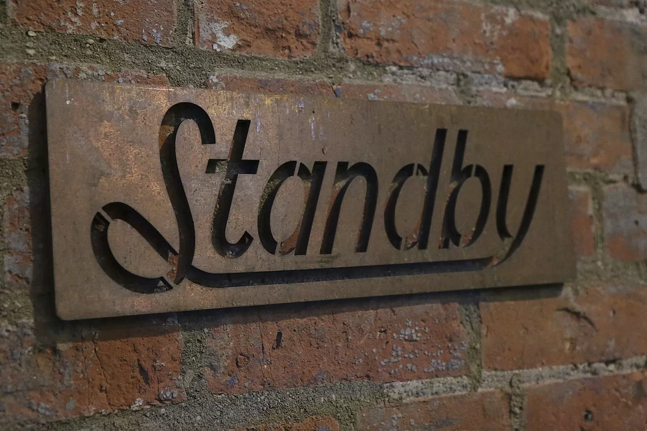 Image: 25 photos from Standby