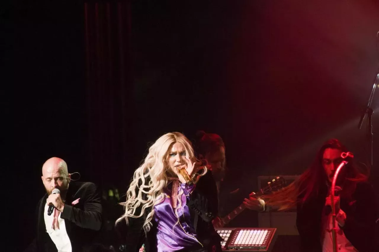 Image: 25 wild photos of Kesha at the Fillmore