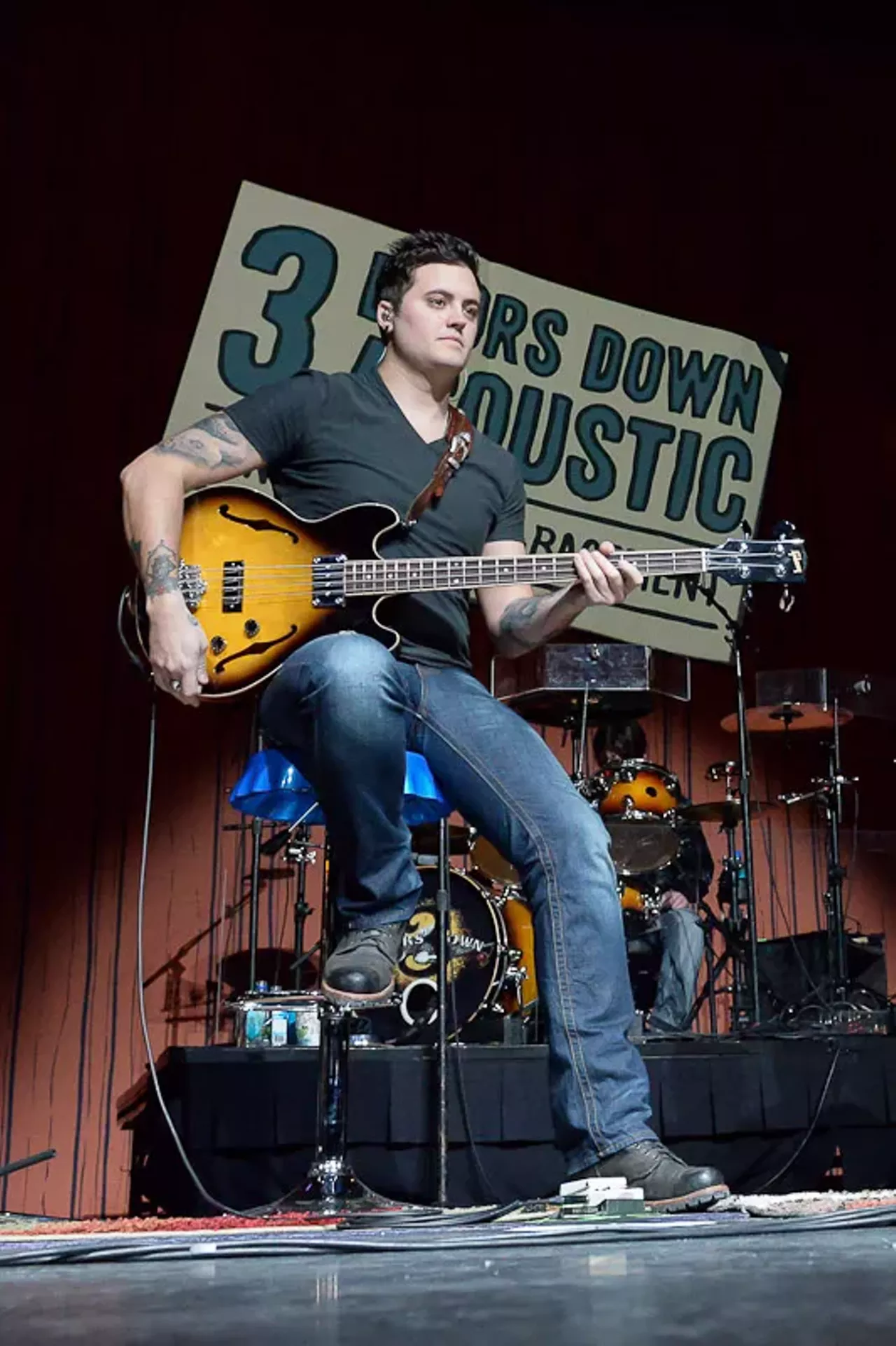 Image: 26 photos from 3 Doors Down's acoustic set at MotorCity Casinos Sound Board