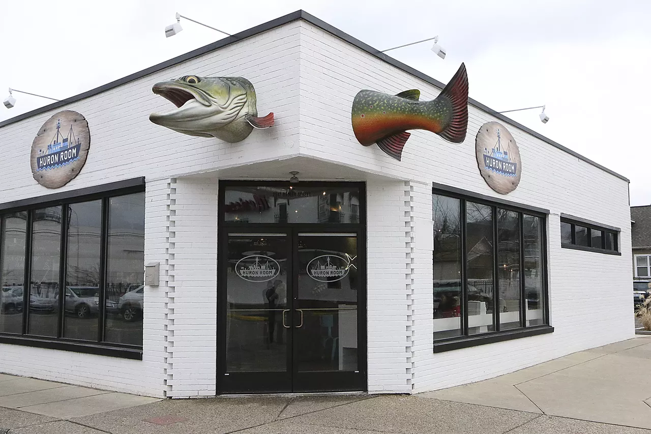 27 photos from Southwest Detroit's Huron Room
