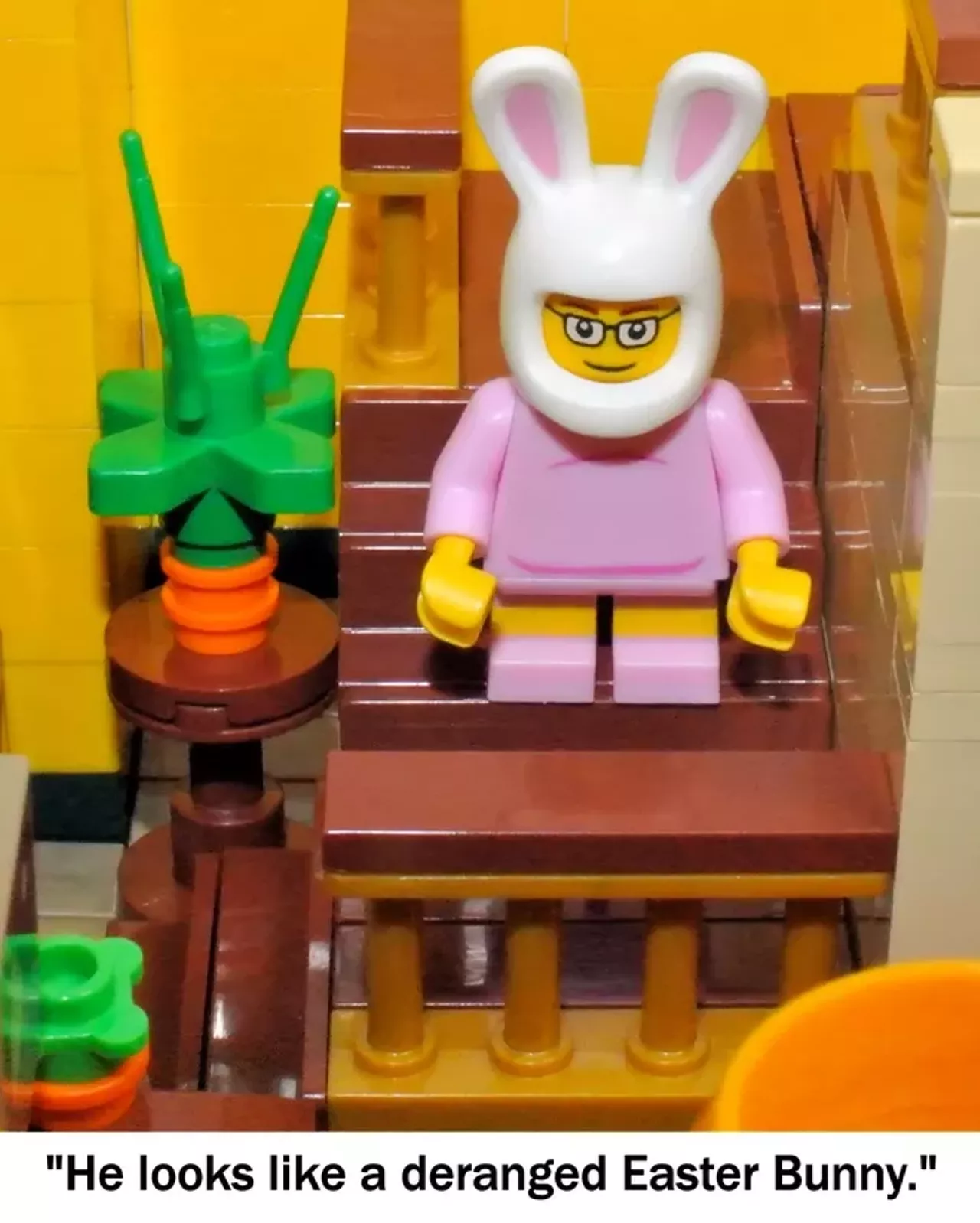 Image: 27 photos of the LEGO replica of the Christmas Story house