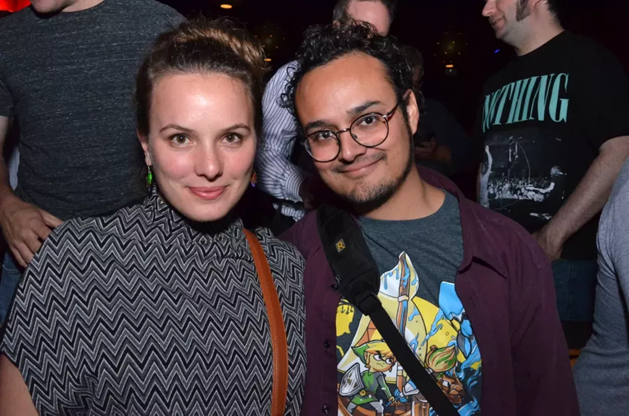 Image: 28 photos from the Joy Formidable at the Magic Bag