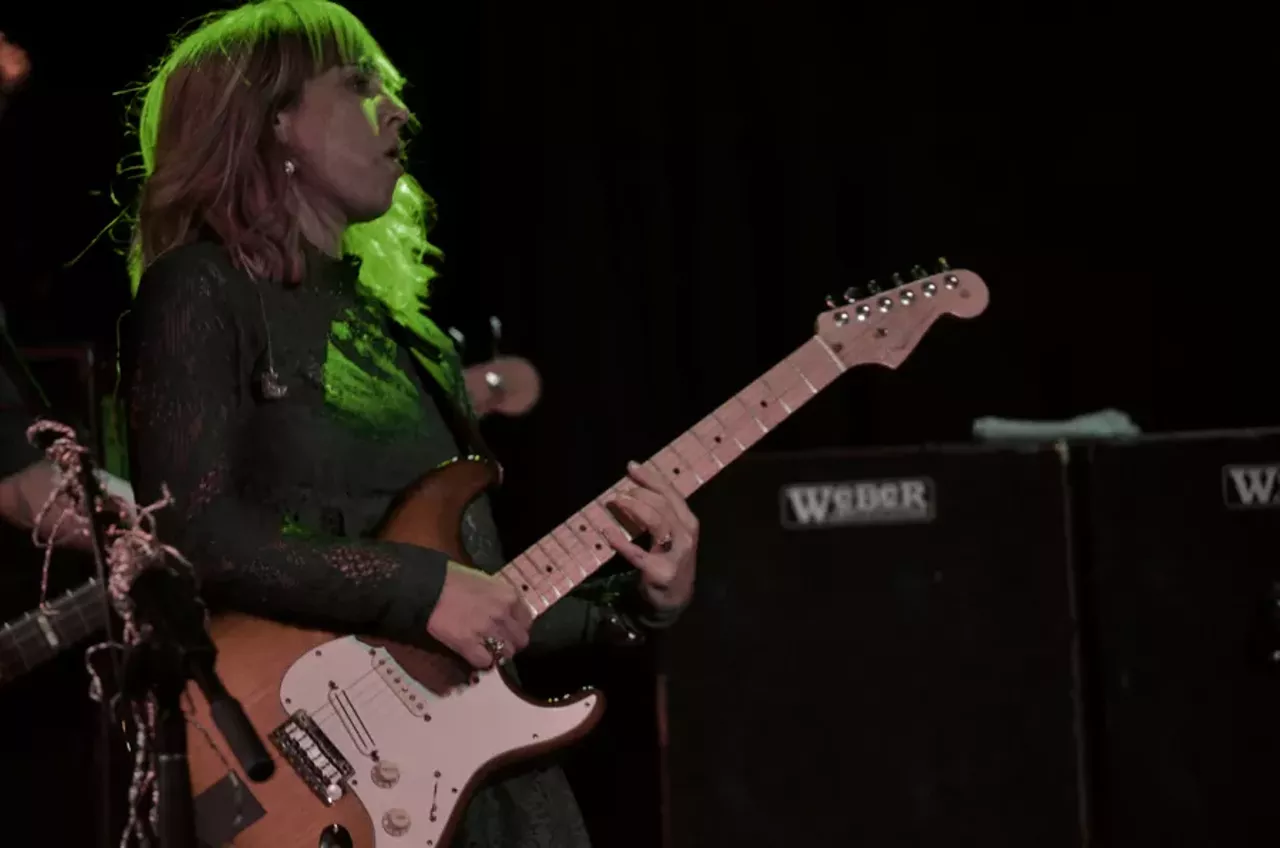 Image: 28 photos from the Joy Formidable at the Magic Bag