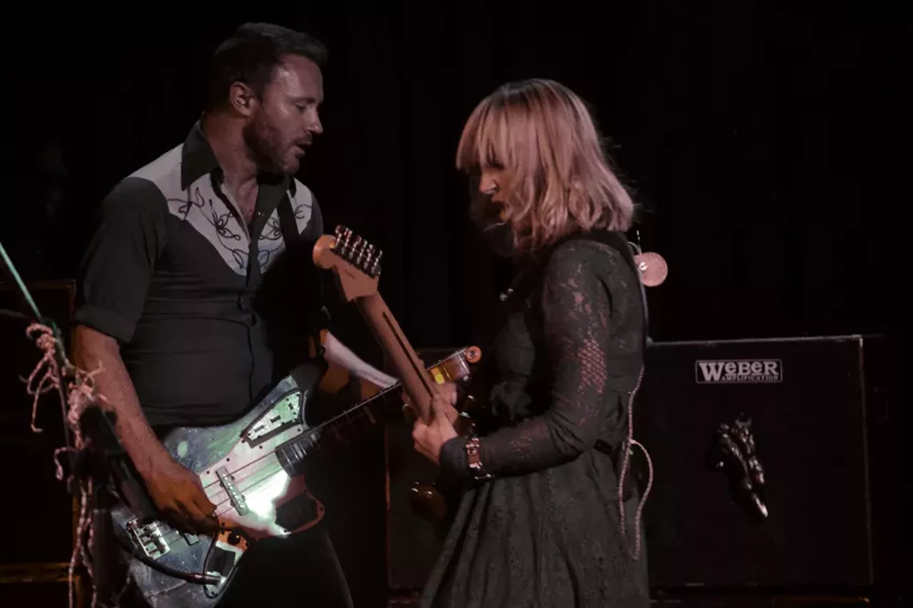 Image: 28 photos from the Joy Formidable at the Magic Bag