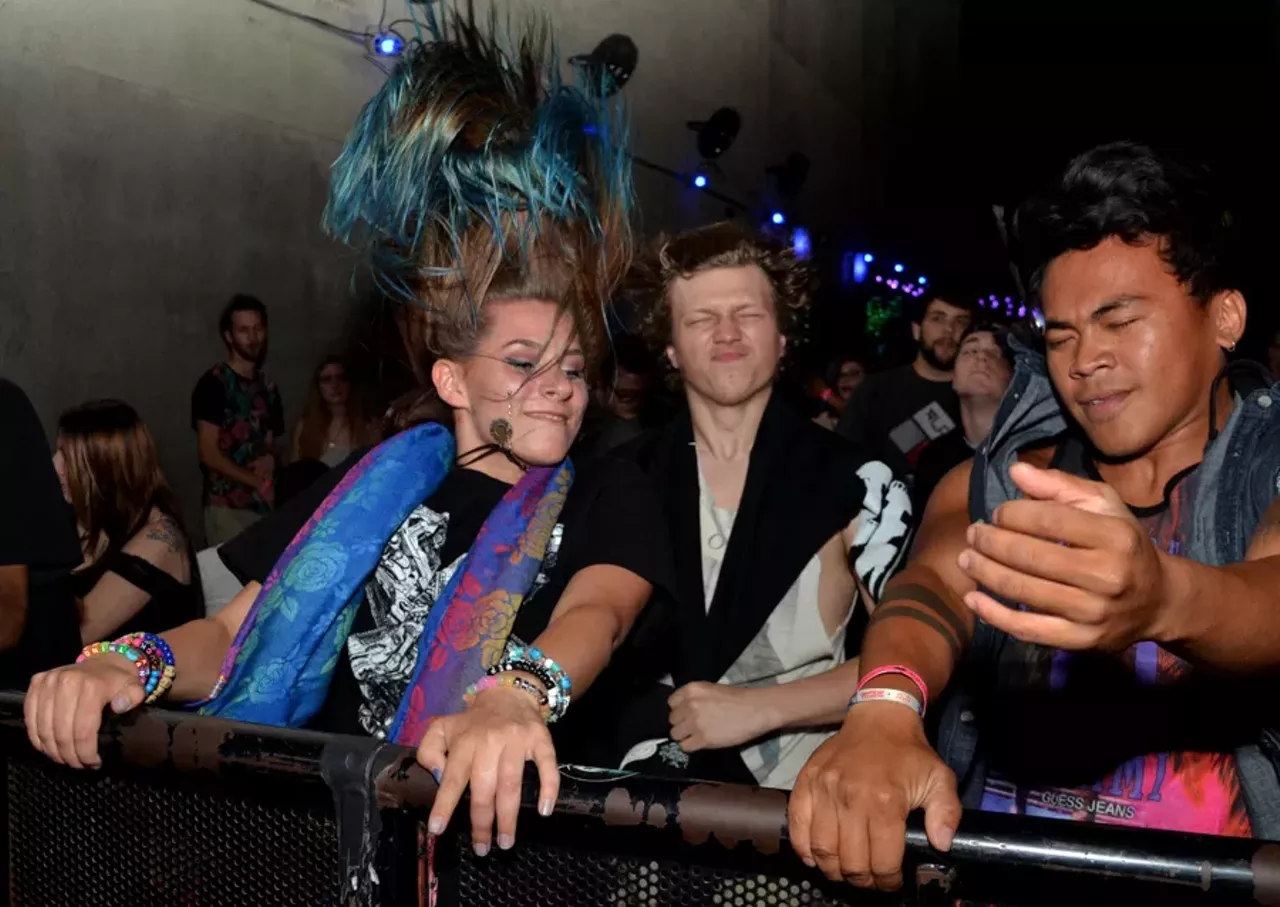 Image: 29 crazy photos of BonnieXClyde @ Elektricity