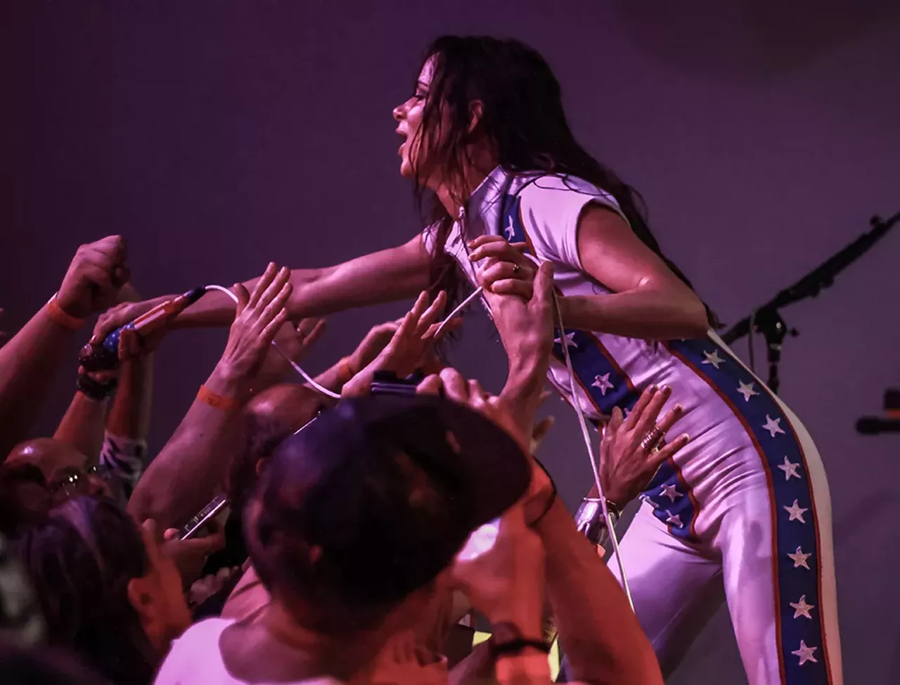 Image: 30 badass pics from Juliette Lewis @ El Club