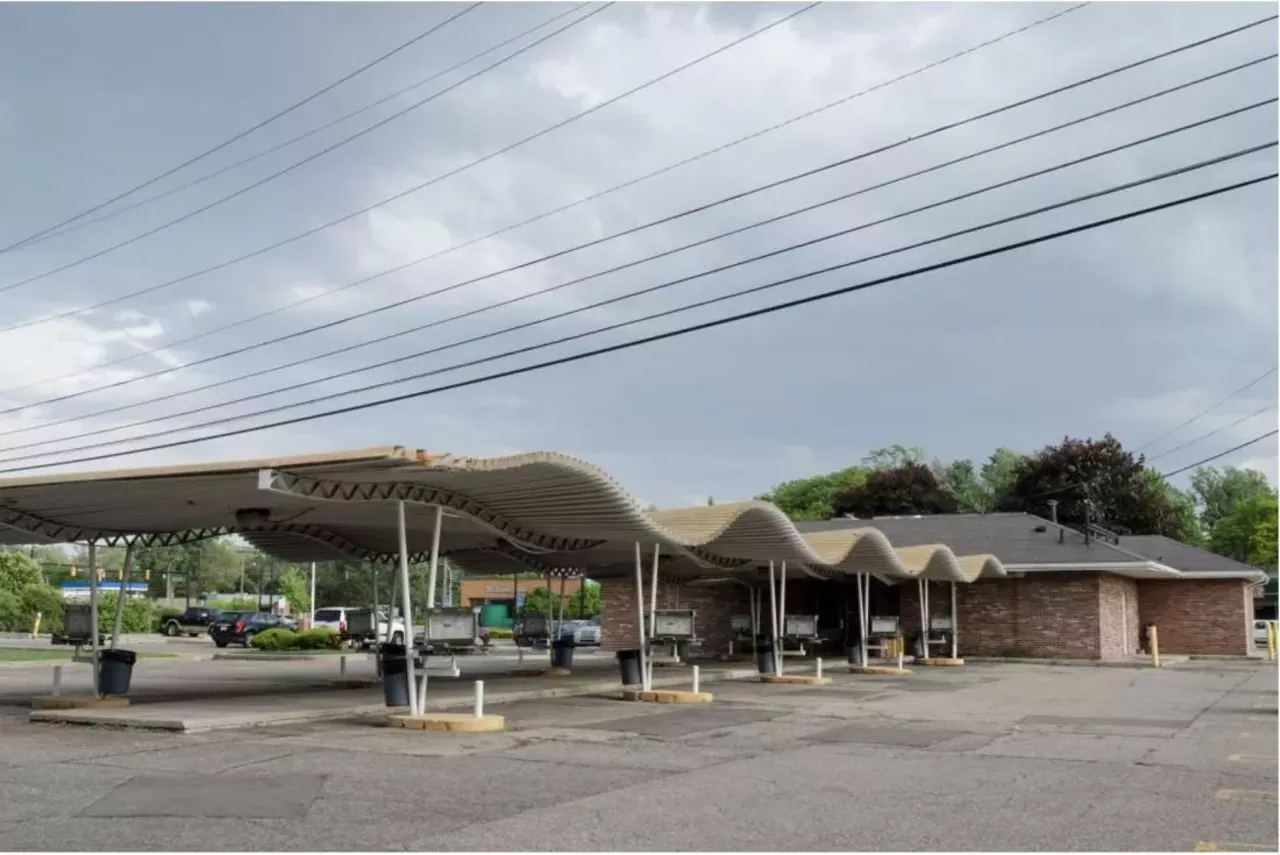 Daly Drive-In 31500 Plymouth Rd., Livonia; 734-427-4474 Don’t be fooled by the nondescript building out front — the Daly Drive-In is a classic drive-in restaurant with a modern, wavy white roof out back, and speakers for taking orders. The first Daly’s location opened in 1948 and grew to nearly 20 locations at its peak, but the Plymouth Road hot dog, burger, and fry spot is the last drive-in of the Daly family left standing. Among the favorites is the foot-long DalyDog and the coney, which Daly’s owners say is superior to the standard coney island fare.