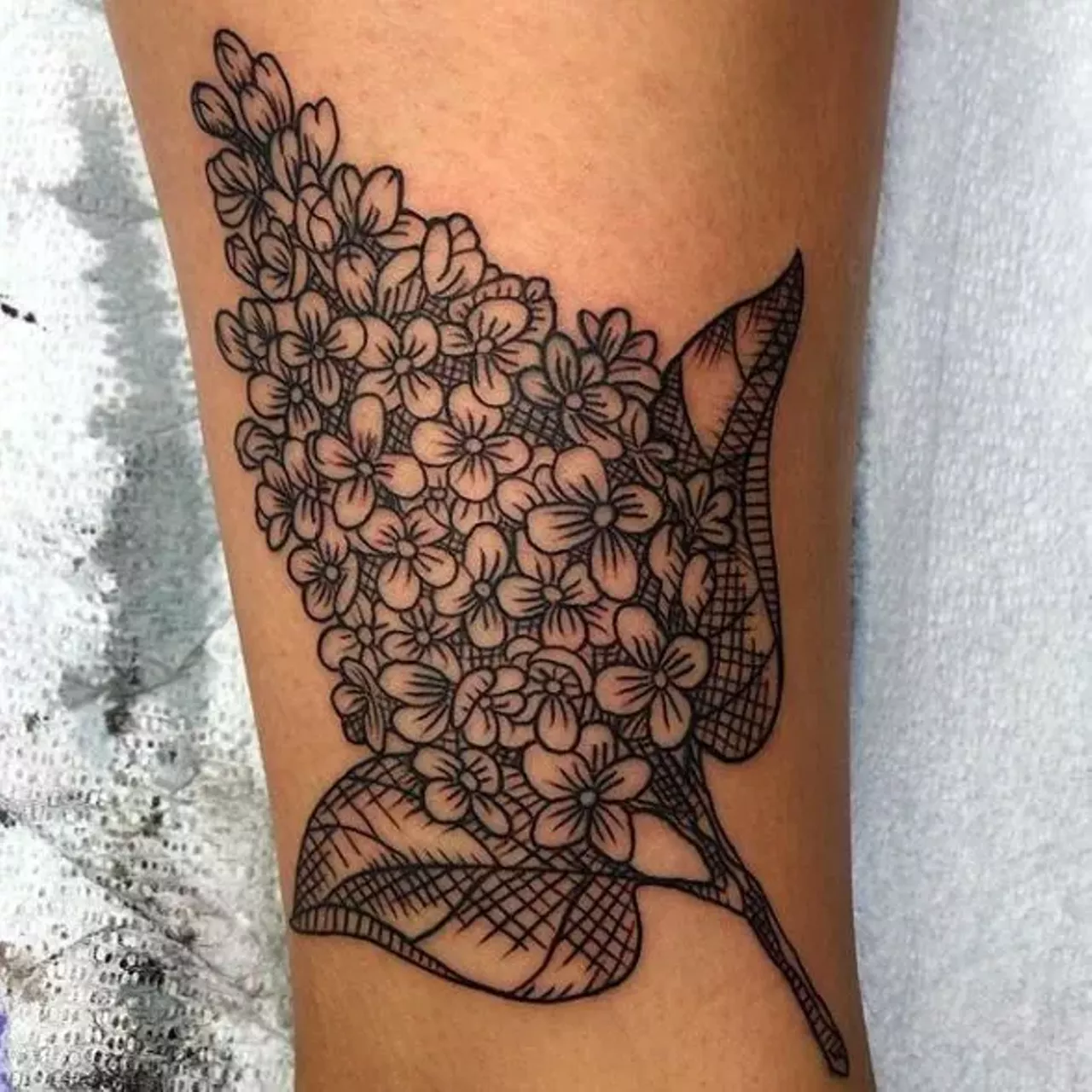 Cheryl Tash | @cheryldoestattoos 