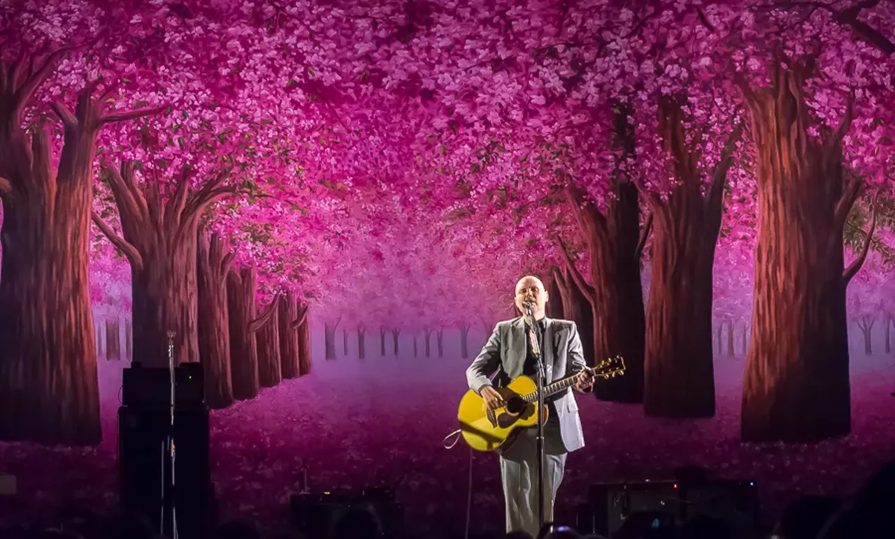 Image: 30 pics from Billy Corgan & Liz Phair at The Fillmore