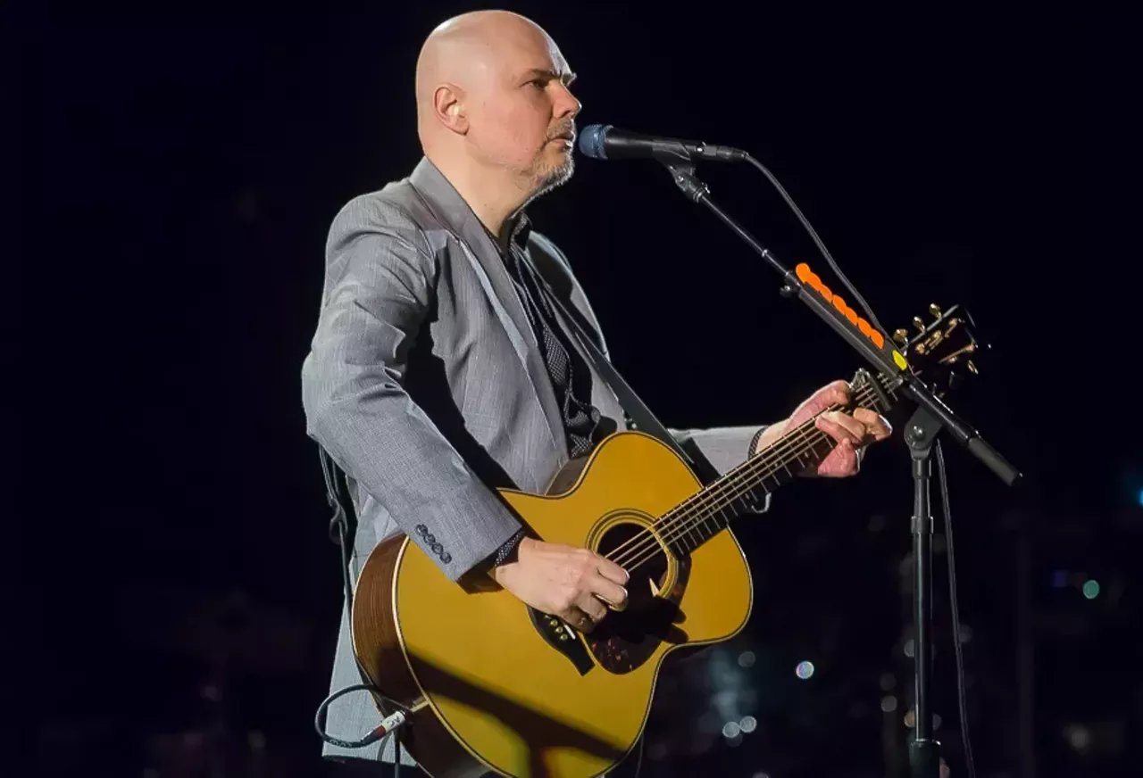 Image: 30 pics from Billy Corgan & Liz Phair at The Fillmore