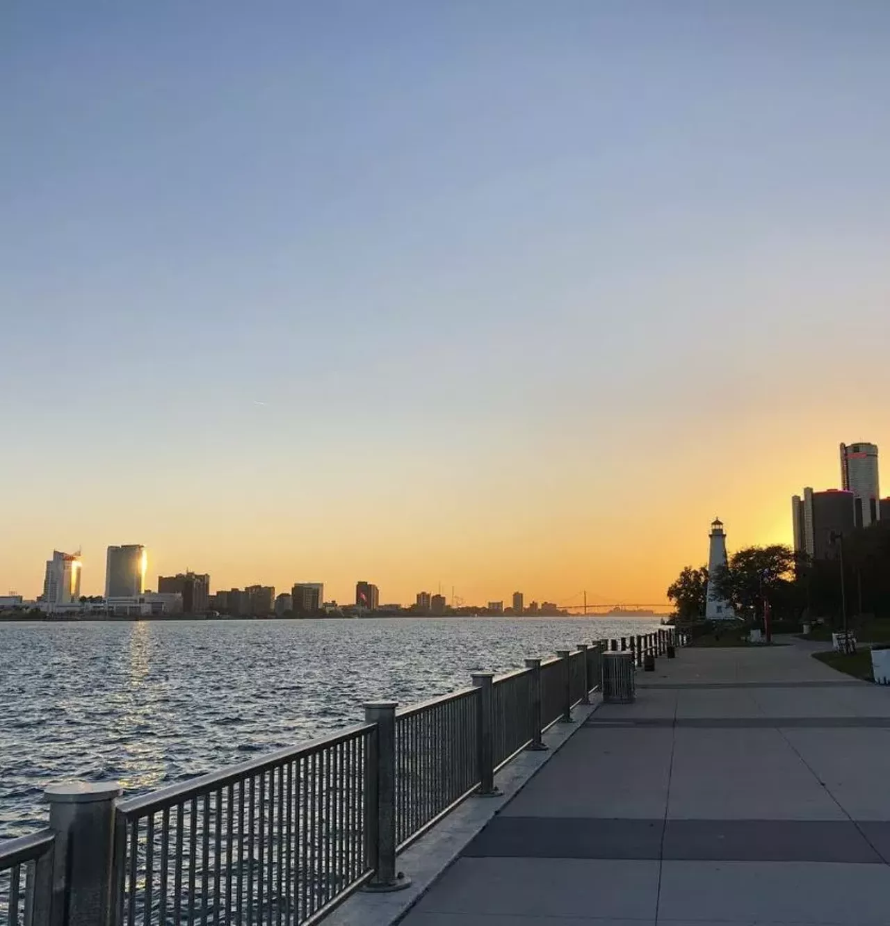 Posed on the Detroit Riverwalk Detroiters really can see Canada from their backyards &#151; or Riverfront. Chances are you have a picture in front of the Renaissance Center or strategically positioned so Windsor&#146;s Caesars Casino is just behind you. Photo courtesy of @northrosedalestory