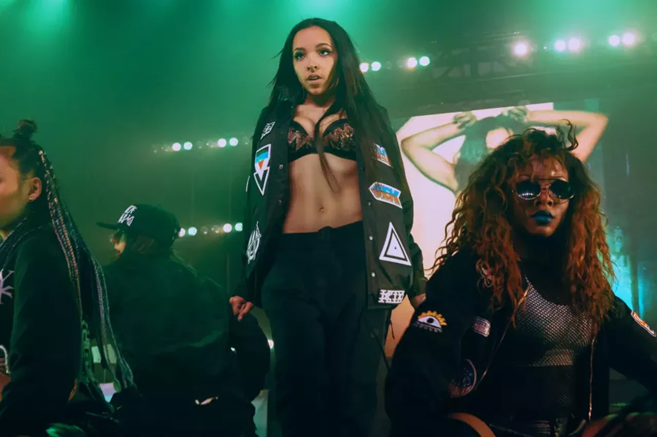Image: 31 crazy, sexy, cool photos from Tinashe at St. Andrew's