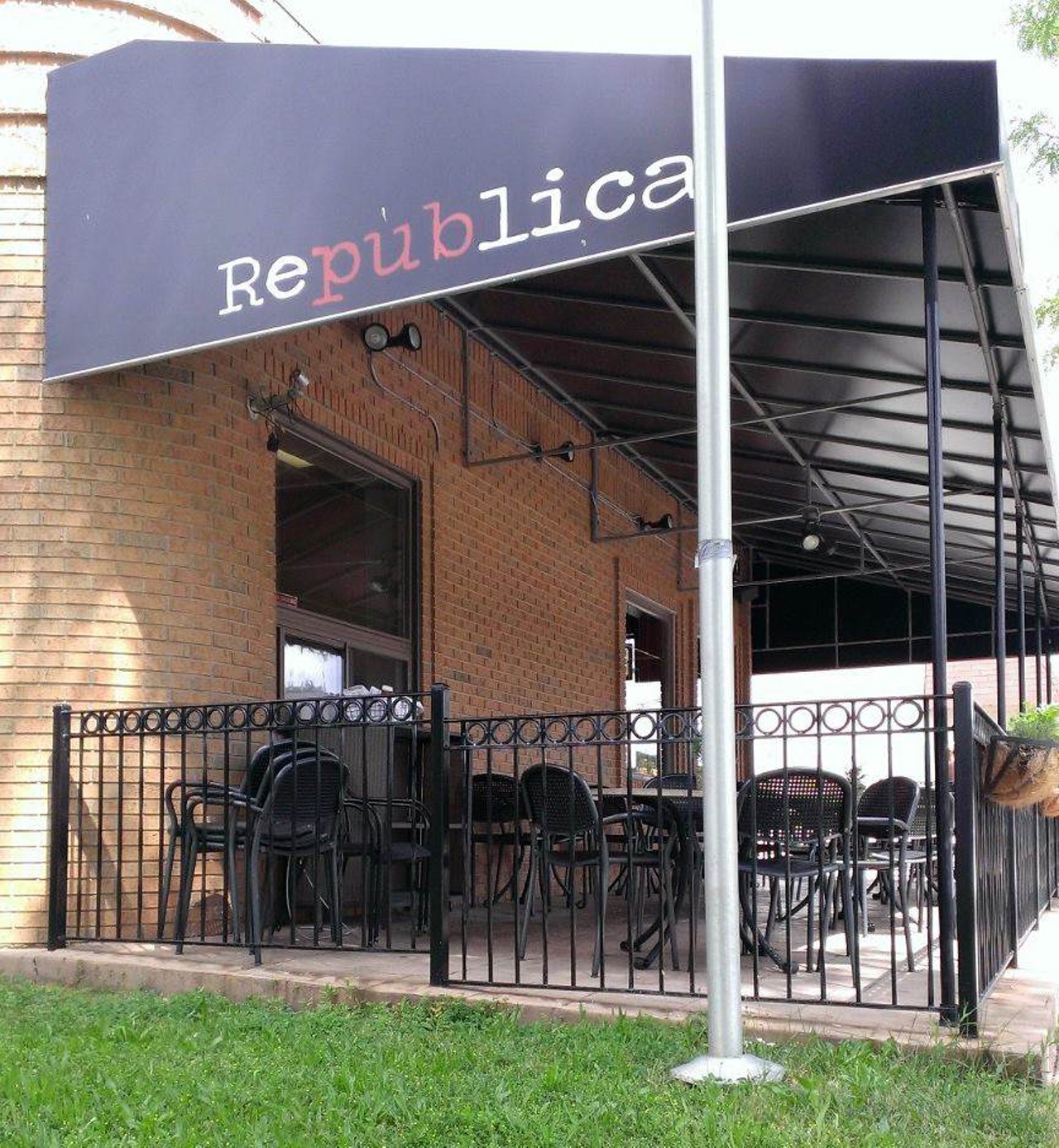 Republica1999 Coolidge Hwy., Berkley; 248-268-3175The small but ambitious restaurant, whose tagline is &#147;Food & Drink Revolution,&#148; styles itself a gastropub, serving a selection of craft beers and cocktails. They offer Greek and Mediterranean dishes, but also items like barbecued ribs, a pork chop sandwich, and fish and chips. (Photo via Republica, Facebook)