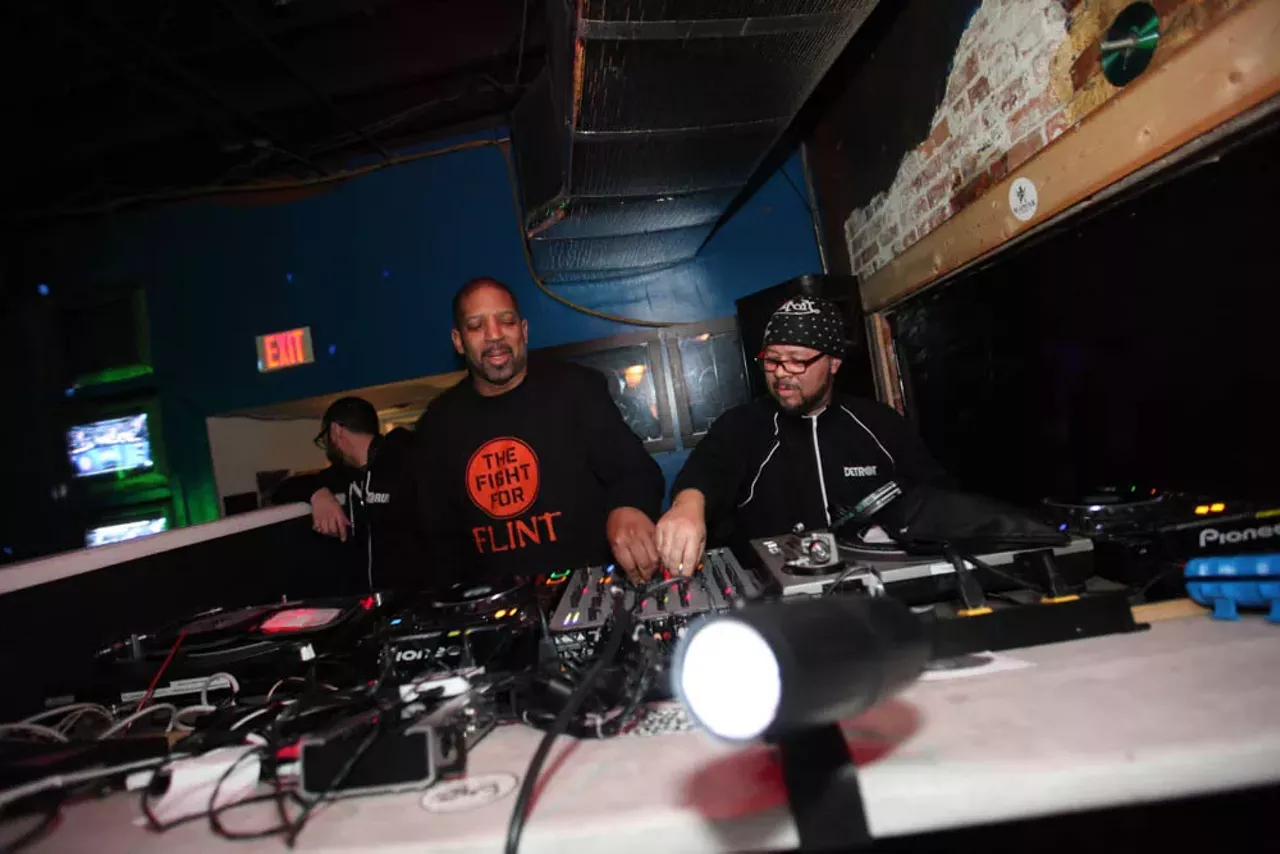 Image: 32 photos from Something in the Water (Does Not Compute) at TV Lounge