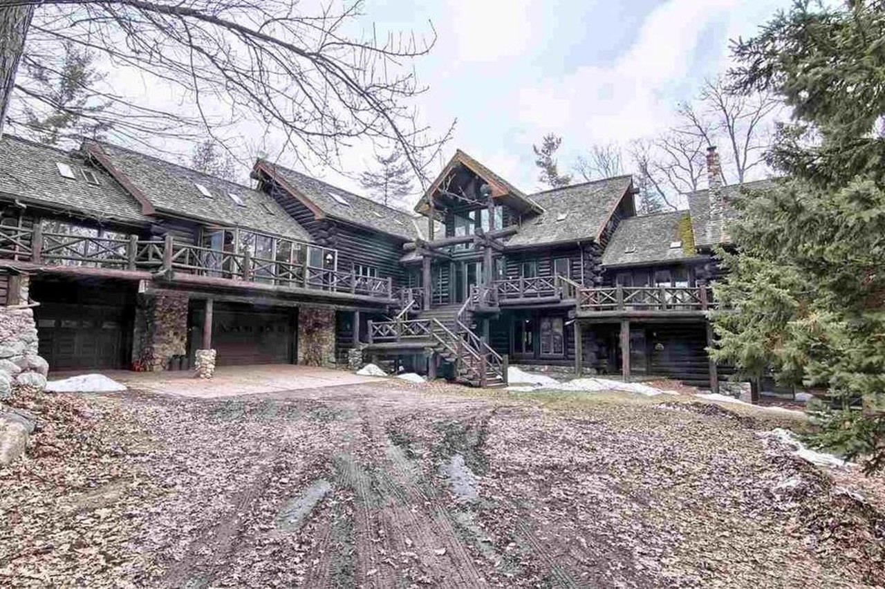 1398 Lakeville Rd, Oxford, MI | $4,250,000
Want to pretend that you live in the mountains of Colorado instead of metro Detroit? Here ya go!