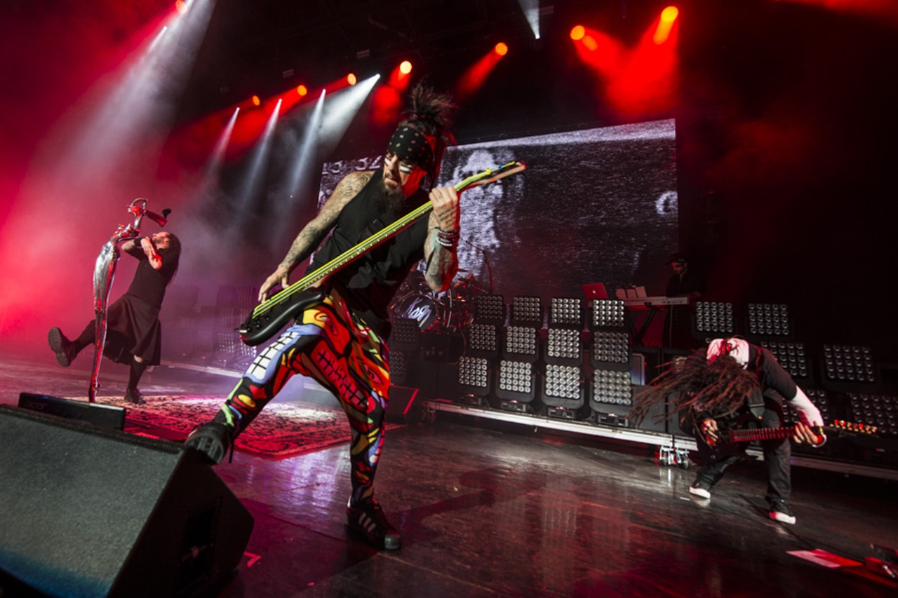35 insane photos of Rob Zombie & Korn @ DTE