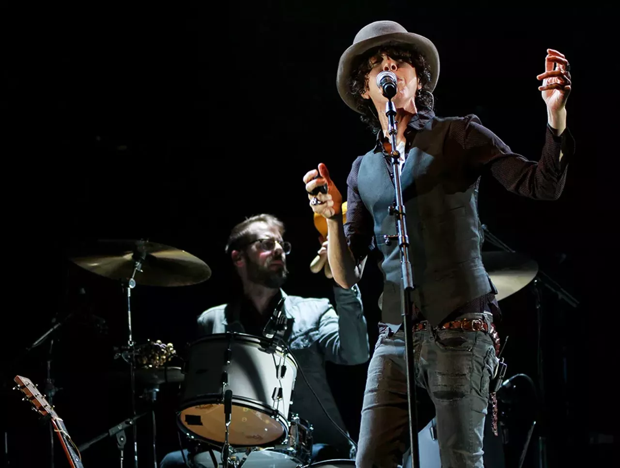 Image: 36 lovely photos from Bryan Ferry @ Fox Theatre