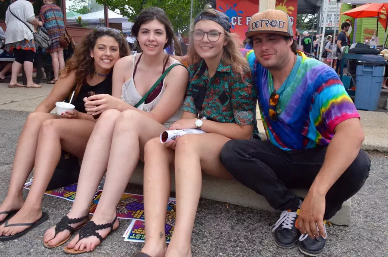 Image: 37 hippy, dippy, and trippy photos from Peacefest at L.A. Cafe