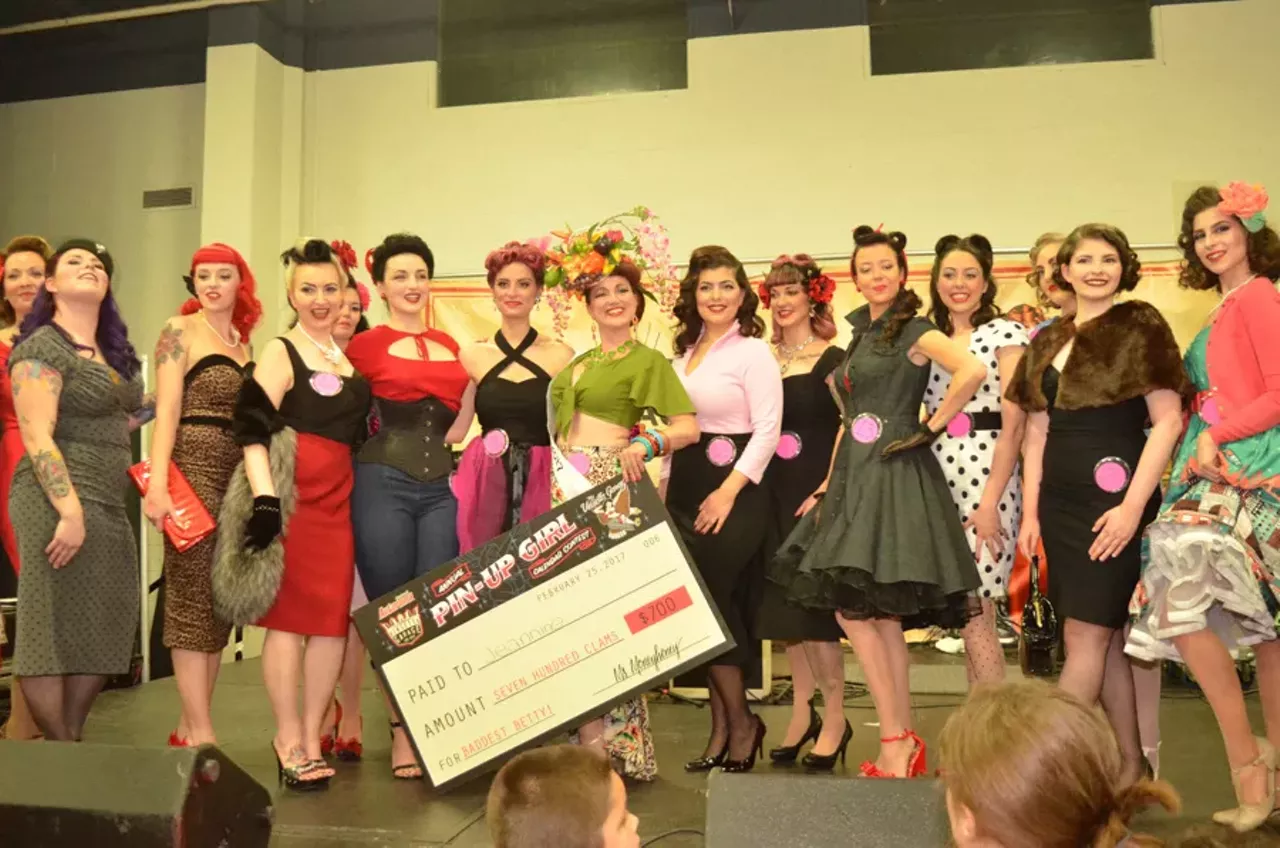 Image: 39 photos from the Pinup Contest @ Autorama 2017
