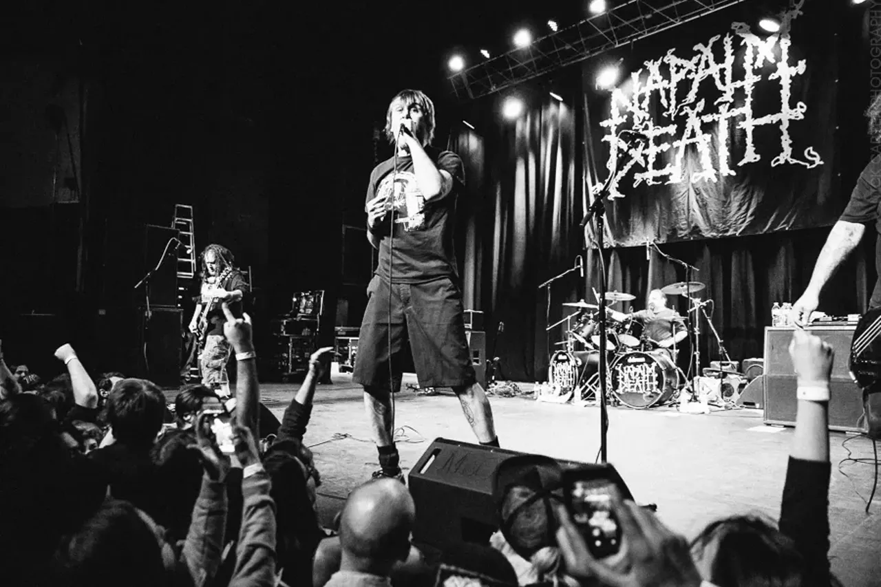 Image: 40 photos from Napalm Death, Melvins & Banana Melt