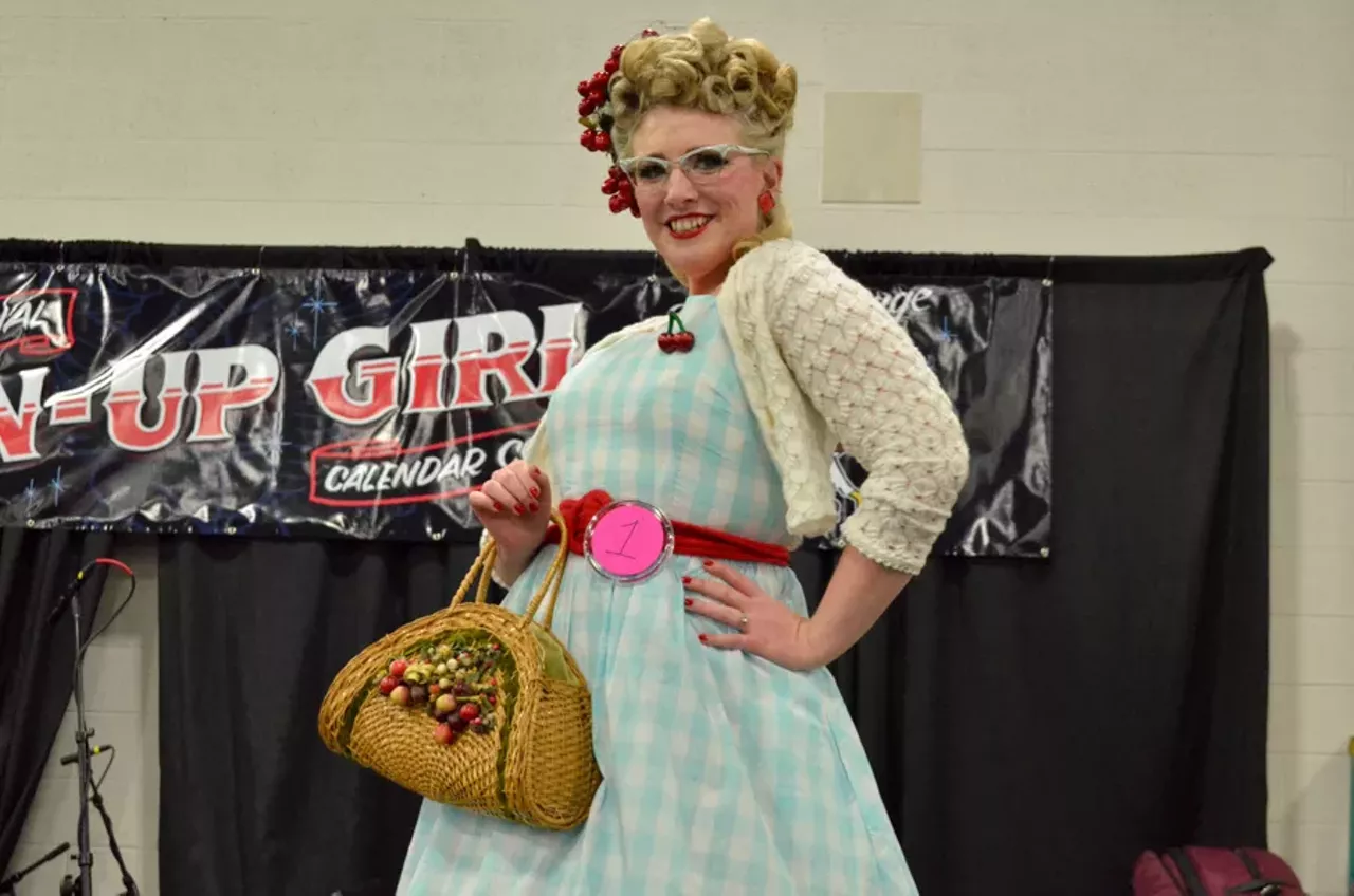 Image: 44 photos from the Miss Autorama Pin-up Contest