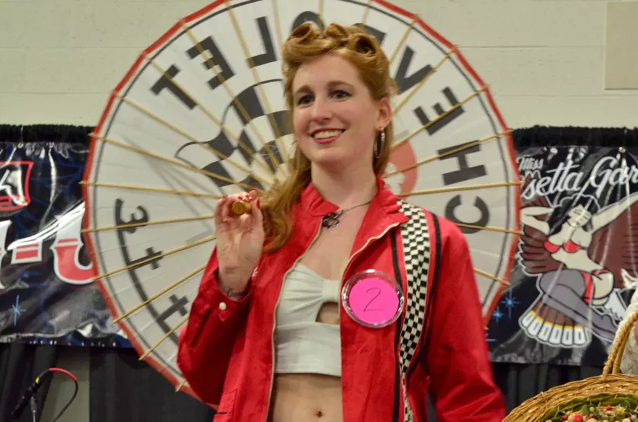 Image: 44 photos from the Miss Autorama Pin-up Contest