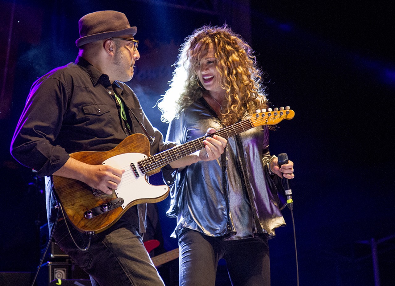 44 photos from the Windsor Bluesfest