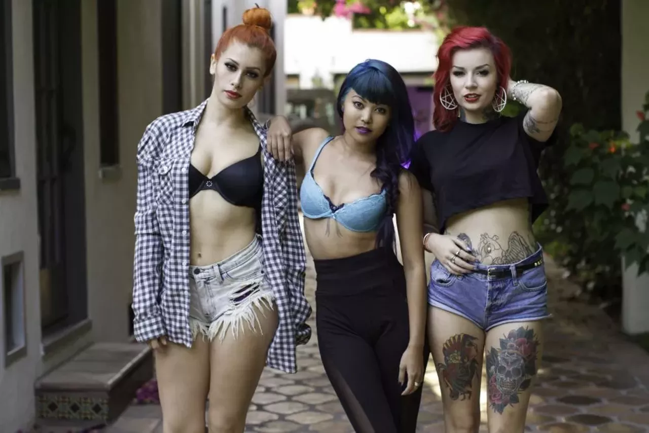 Image: 49 pictures previewing the Suicide Girls Detroit show (NSFW)