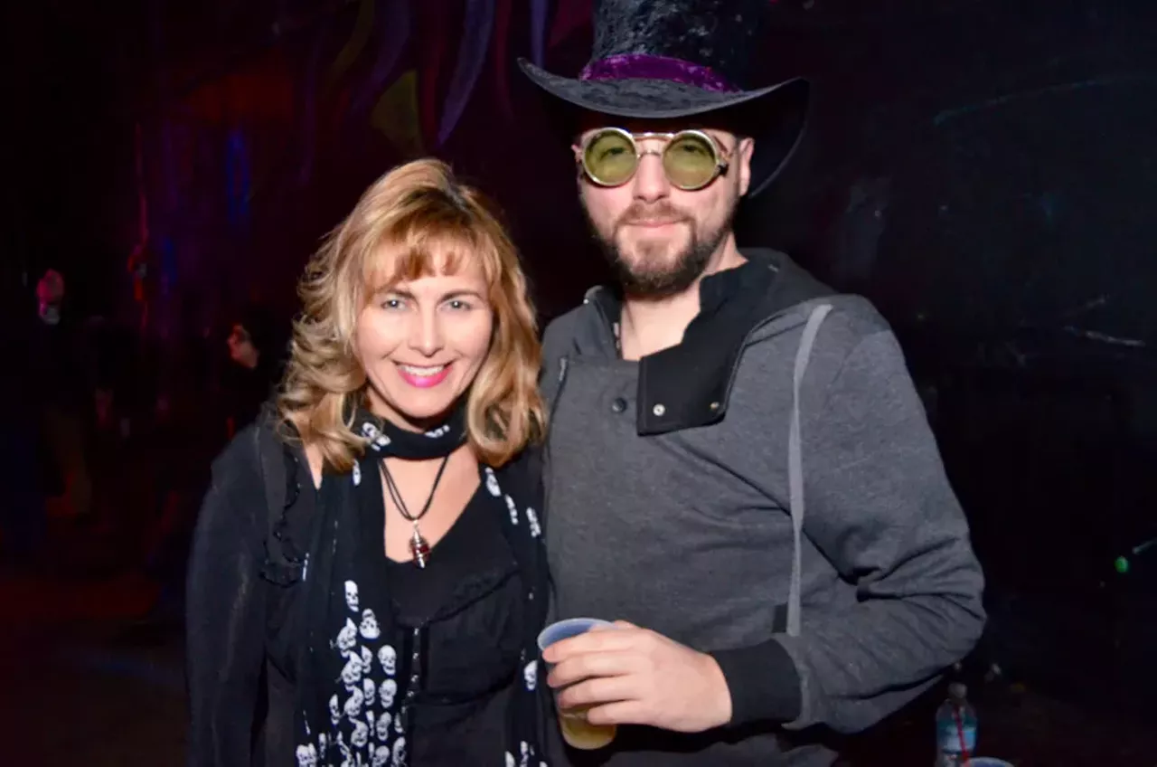 Image: 49 wild photos from Burning Passion: a Vampire Masquerade Ball